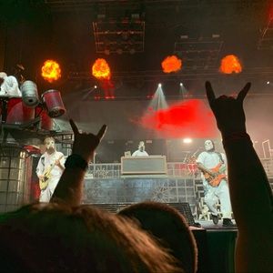 Meet your Posher, Aden